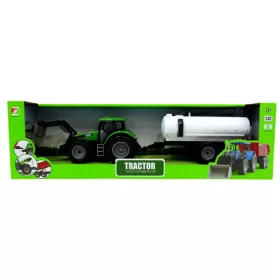 Traktor nagy tartállyal