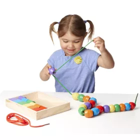   Melissa & Doug Fa készségfejlesztő játék, Első fűzős játékom
