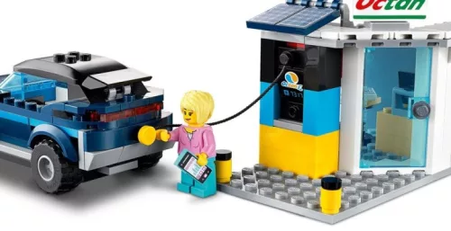 LEGO City 60257 benzinkút