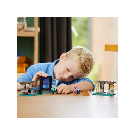 LEGO Minecraft 21252 A fegyverraktár