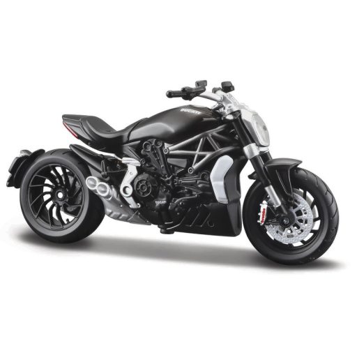Bburago motor 1:18 - többféle