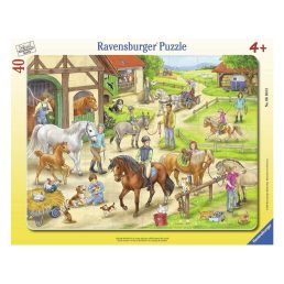 A lovastanyán 40 darabos puzzle
