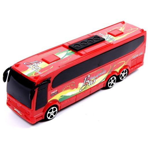 Műanyag távolsági busz