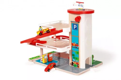 Parkolóház fából